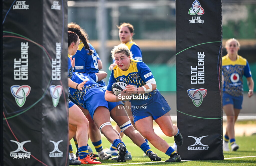 21 March 2026; Molly Reardon of Gwalia Lightning during the Celtic Challenge semi-final match between Clovers and Gwalia Lightning at Dexcom Stadium in Galway. Photo by Shauna Clinton/Sportsfile