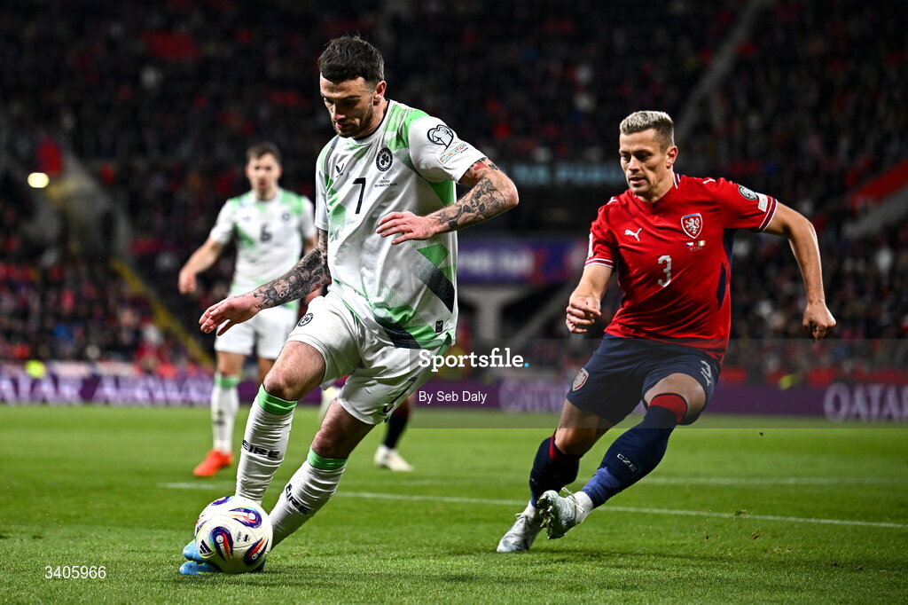 26 March 2026; Troy Parrott of Republic of Ireland in action against Tomáš Holeš of Czechia during the FIFA World Cup 2026 European Qualifiers play-off semi-final match between Czechia and Republic of Ireland at Fortuna Arena in Prague, Czechia. Photo by Seb Daly/Sportsfile