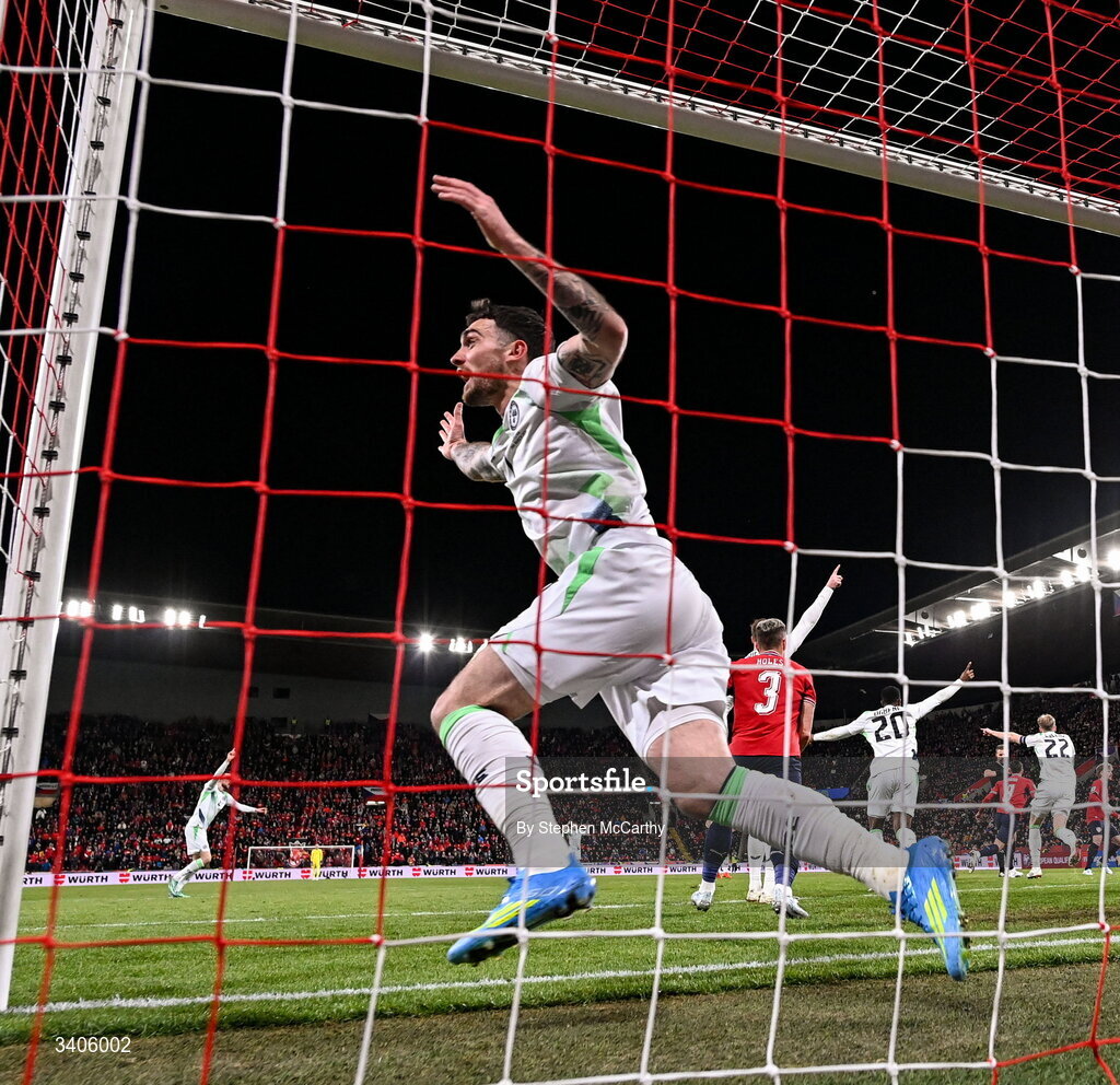 26 March 2026; Troy Parrott of Republic of Ireland celebrates after Czechia goalkeeper Matej Kovár scores an own goal during the FIFA World Cup 2026 European Qualifiers play-off semi-final match between Czechia and Republic of Ireland at Fortuna Arena in Prague, Czechia. Photo by Stephen McCarthy/Sportsfile