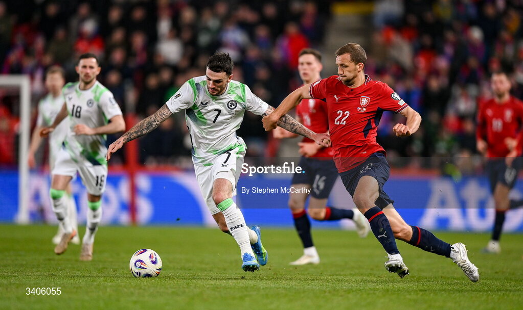 26 March 2026; Troy Parrott of Republic of Ireland in action against Tomáš Soucek of Czechia during the FIFA World Cup 2026 European Qualifiers play-off semi-final match between Czechia and Republic of Ireland at Fortuna Arena in Prague, Czechia. Photo by Stephen McCarthy/Sportsfile