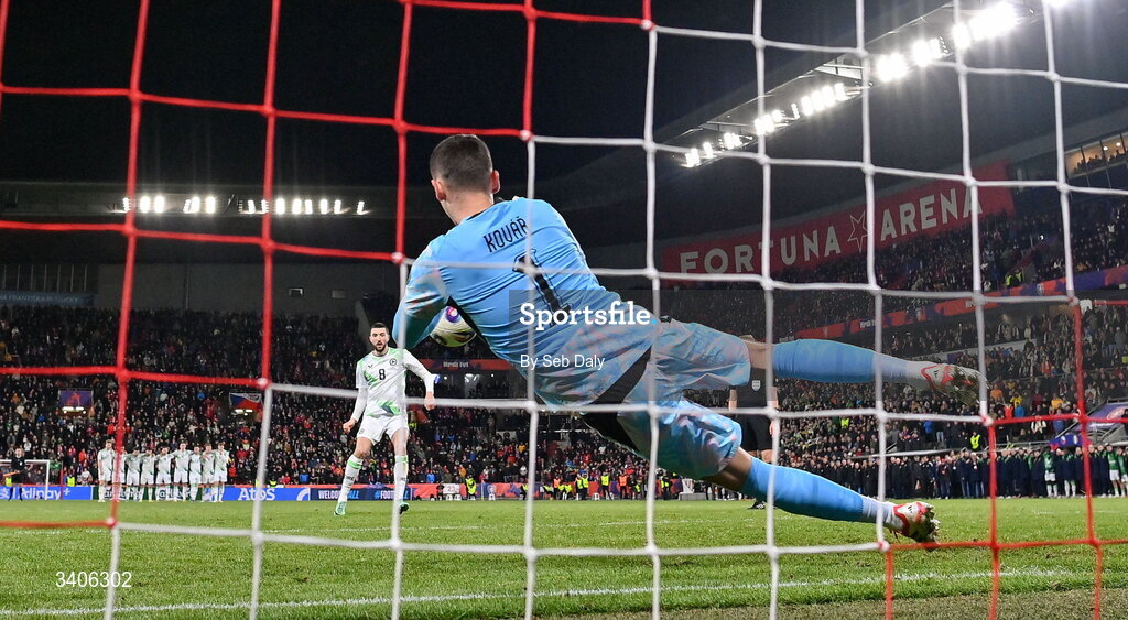 26 March 2026; Czechia goalkeeper Matej Kovár saves the penalty of Finn Azaz of Republic of Ireland during the FIFA World Cup 2026 European Qualifiers play-off semi-final match between Czechia and Republic of Ireland at Fortuna Arena in Prague, Czechia. Photo by Seb Daly/Sportsfile