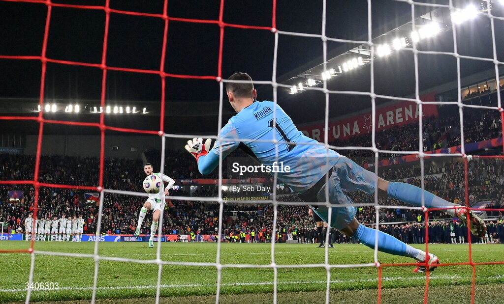 26 March 2026; Czechia goalkeeper Matej Kovár saves the penalty of Finn Azaz of Republic of Ireland during the FIFA World Cup 2026 European Qualifiers play-off semi-final match between Czechia and Republic of Ireland at Fortuna Arena in Prague, Czechia. Photo by Seb Daly/Sportsfile