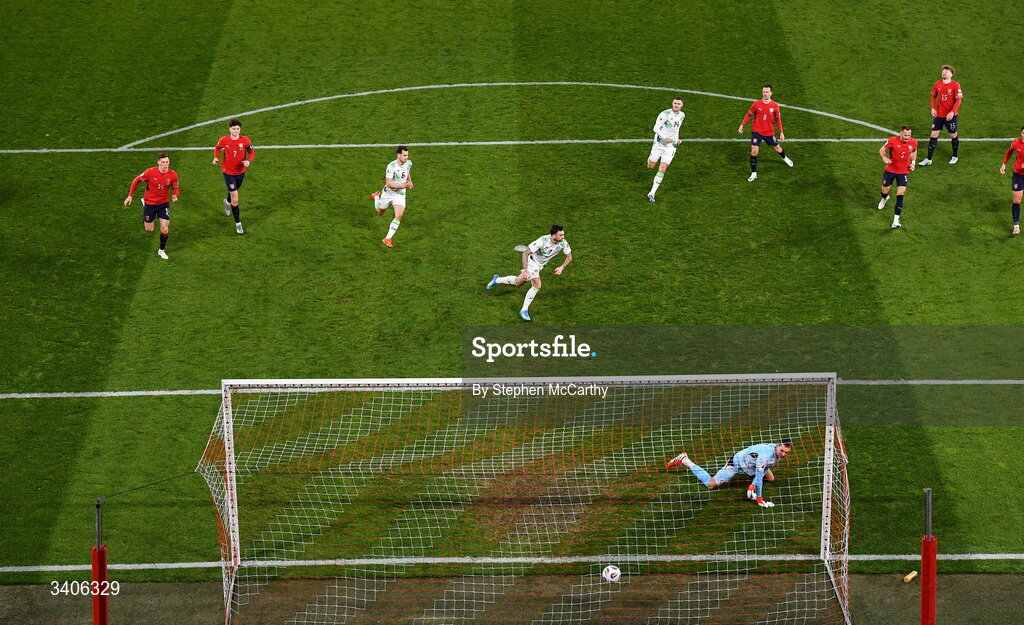 26 March 2026; Troy Parrott of Republic of Ireland scores his side's first goal from a penalty during the FIFA World Cup 2026 European Qualifiers play-off semi-final match between Czechia and Republic of Ireland at Fortuna Arena in Prague, Czechia. Photo by Stephen McCarthy/Sportsfile