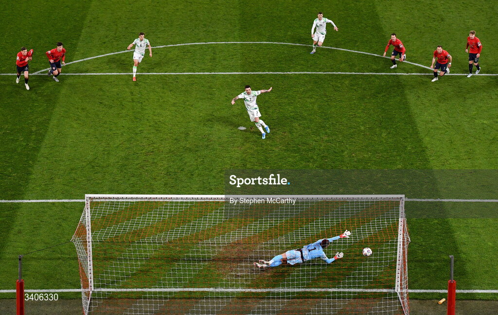 26 March 2026; Troy Parrott of Republic of Ireland scores his side's first goal from a penalty during the FIFA World Cup 2026 European Qualifiers play-off semi-final match between Czechia and Republic of Ireland at Fortuna Arena in Prague, Czechia. Photo by Stephen McCarthy/Sportsfile