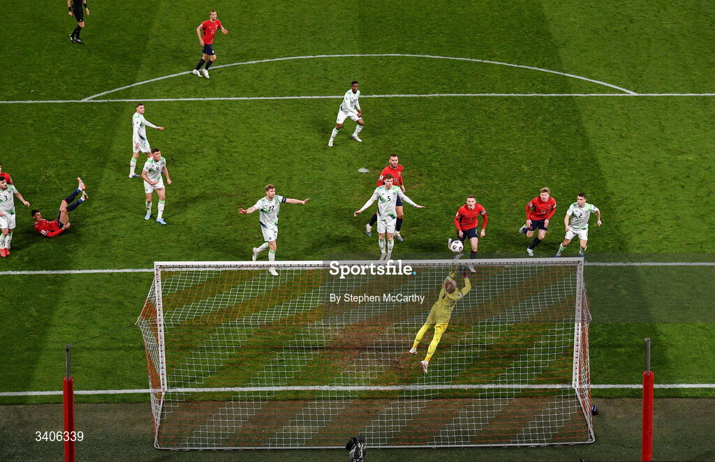 26 March 2026; Republic of Ireland goalkeeper Caoimhin Kelleher makes a save during the FIFA World Cup 2026 European Qualifiers play-off semi-final match between Czechia and Republic of Ireland at Fortuna Arena in Prague, Czechia. Photo by Stephen McCarthy/Sportsfile