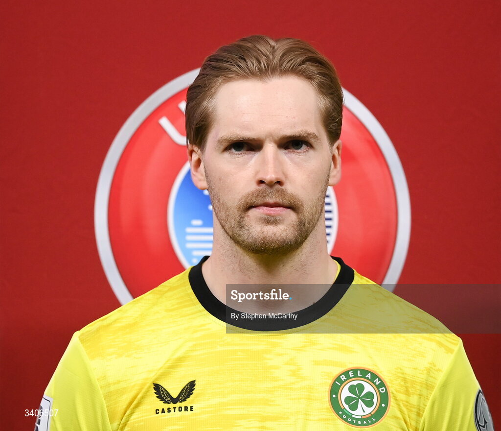 26 March 2026; Republic of Ireland goalkeeper Caoimhin Kelleher before the FIFA World Cup 2026 European Qualifiers play-off semi-final match between Czechia and Republic of Ireland at Fortuna Arena in Prague, Czechia. Photo by Stephen McCarthy/Sportsfile