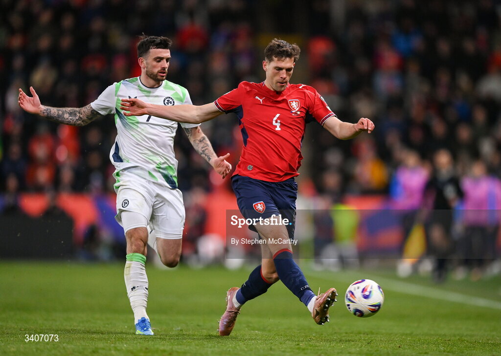 26 March 2026; Robin Hranác of Czechia in action against Troy Parrott of Republic of Ireland during the FIFA World Cup 2026 European Qualifiers play-off semi-final match between Czechia and Republic of Ireland at Fortuna Arena in Prague, Czechia. Photo by Stephen McCarthy/Sportsfile