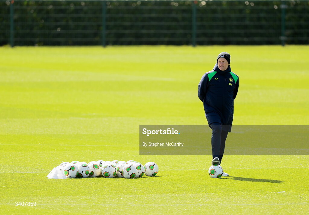 28 March 2026; Head coach Heimir Hallgrimsson during a Republic of Ireland men's training session at the FAI National Training Centre in Abbotstown, Dublin. Photo by Stephen McCarthy/Sportsfile