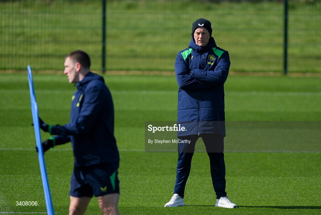 28 March 2026; Head coach Heimir Hallgrimsson during a Republic of Ireland men's training session at the FAI National Training Centre in Abbotstown, Dublin. Photo by Stephen McCarthy/Sportsfile