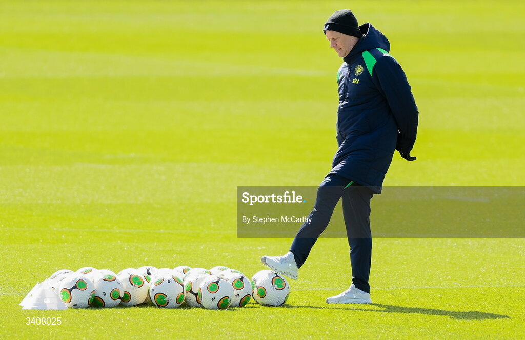 28 March 2026; Head coach Heimir Hallgrimsson during a Republic of Ireland men's training session at the FAI National Training Centre in Abbotstown, Dublin. Photo by Stephen McCarthy/Sportsfile
