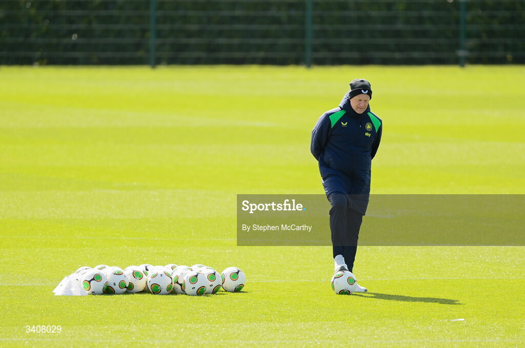 28 March 2026; Head coach Heimir Hallgrimsson during a Republic of Ireland men's training session at the FAI National Training Centre in Abbotstown, Dublin. Photo by Stephen McCarthy/Sportsfile