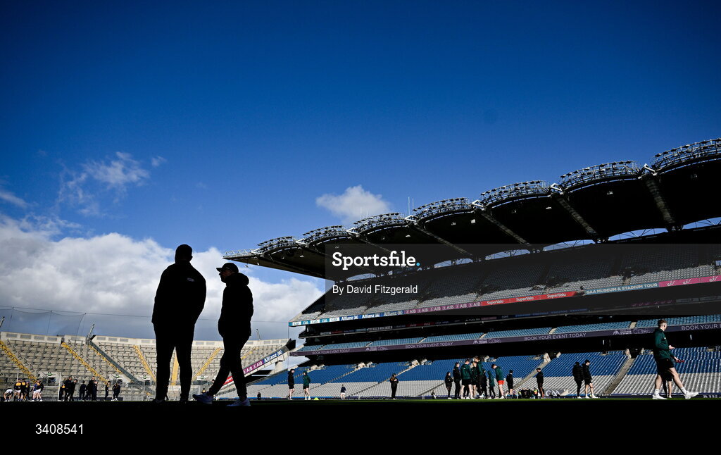 28 March 2026; Longford players walk the pitch before the Allianz Football League Division 4 final match between Carlow and Longford at Croke Park in Dublin. Photo by David Fitzgerald/Sportsfile
