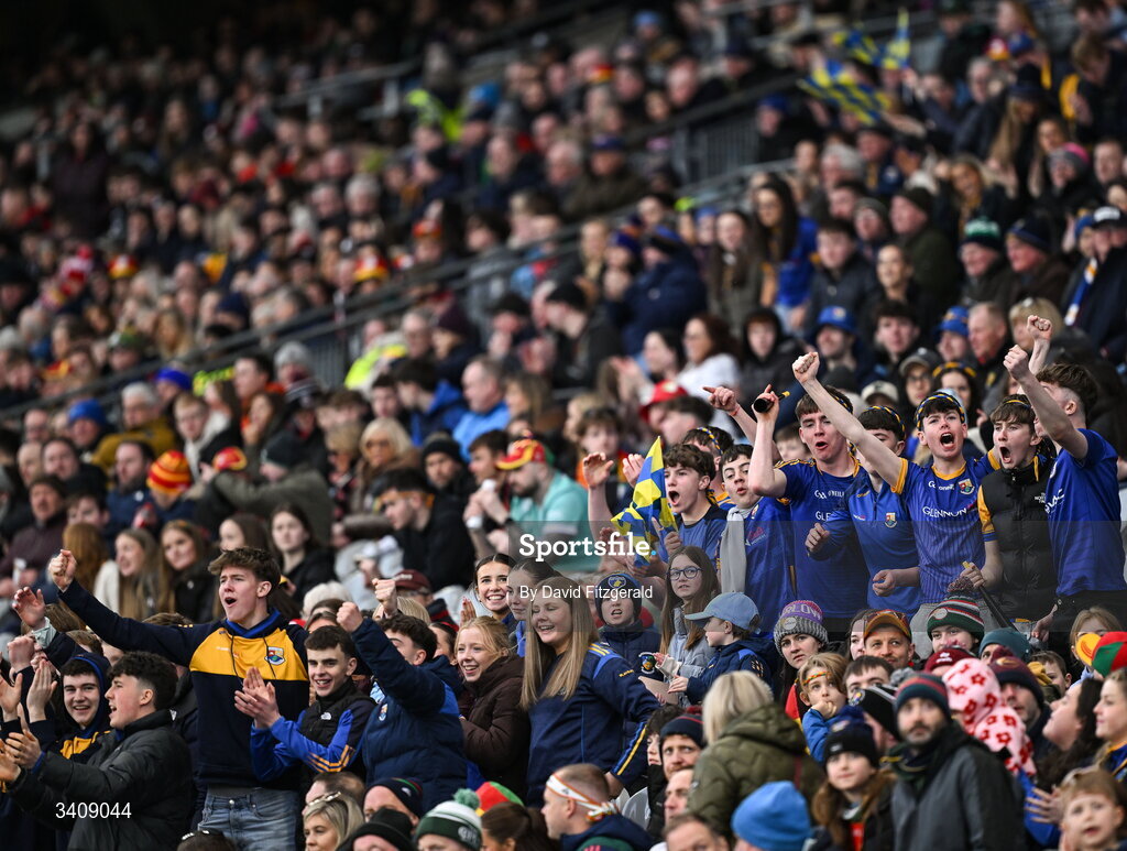 28 March 2026; Longford supporters in the Hogan stand celebrate their side's equalising score during the Allianz Football League Division 4 final match between Carlow and Longford at Croke Park in Dublin. Photo by David Fitzgerald/Sportsfile