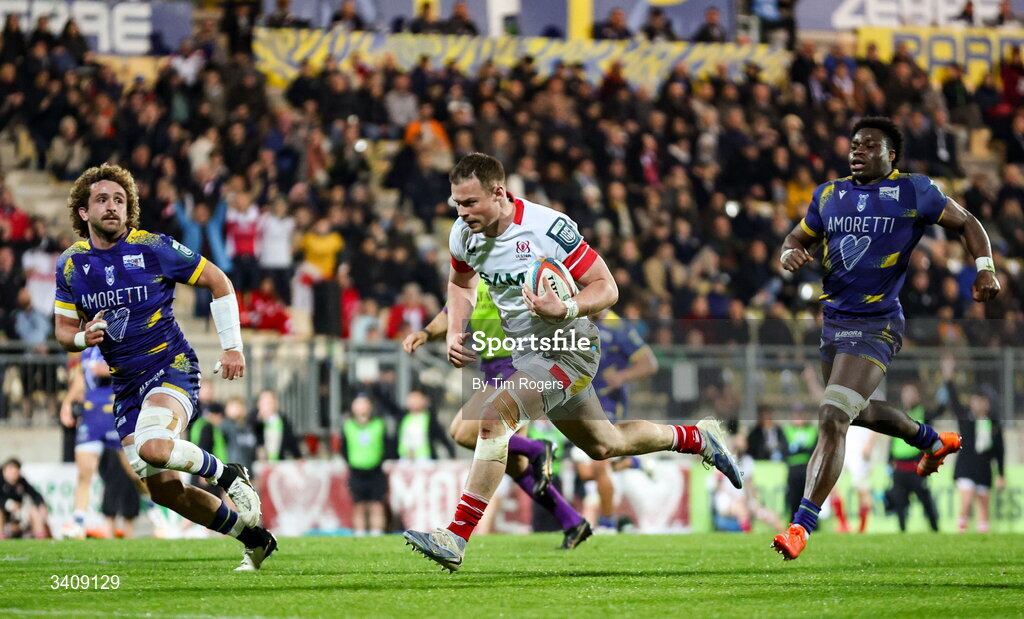 28 March 2026; Zac Ward of Ulster on his way to scoring a second half try during the United Rugby Championship match between Zebre and Ulster at Stadio Lanfranchi in Parma, Italy. Photo by Tim Rogers/Sportsfile