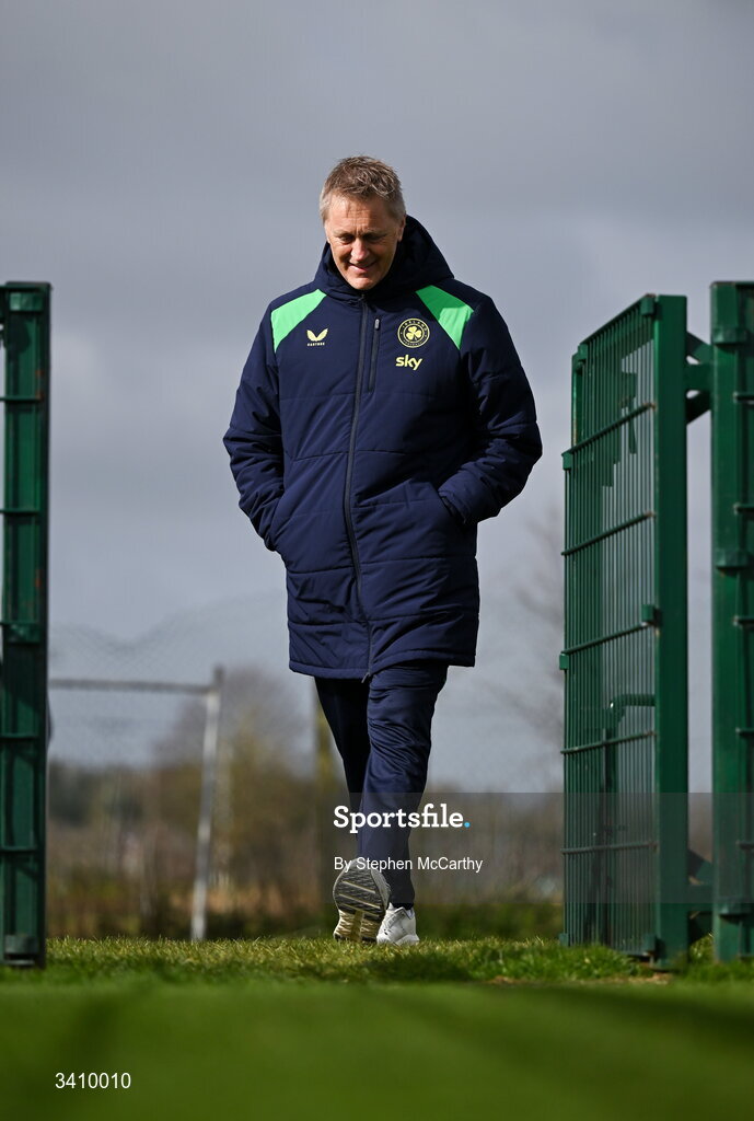30 March 2026; Head coach Heimir Hallgrimsson during a Republic of Ireland men's training session at the FAI National Training Centre in Abbotstown, Dublin. Photo by Stephen McCarthy/Sportsfile