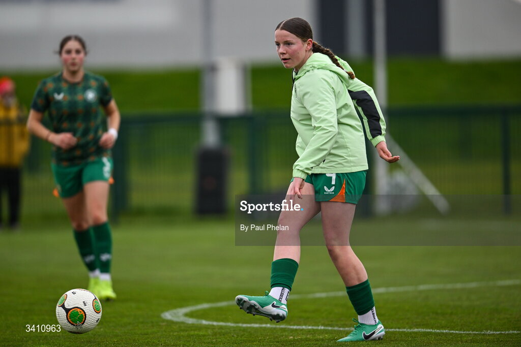 31 March 2026; Ruby Boland of Republic of Ireland warms up before the Girls U16 international friendly match between Repubic of Ireland and Switzerland at the FAI National Training Centre in Abbotstown, Dublin. Photo by Paul Phelan/Sportsfile