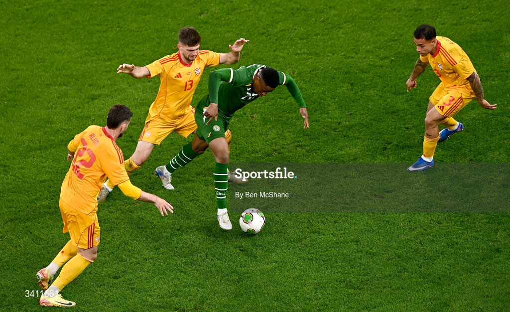 31 March 2026; Chiedozie Ogbene of Republic of Ireland in action against North Macedonia players, from left, Isnik Alimi, Stole Dimitrievski and Sebastijan Herera during the international friendly match between Republic of Ireland and North Macedonia at Aviva Stadium in Dublin. Photo by Ben McShane/Sportsfile