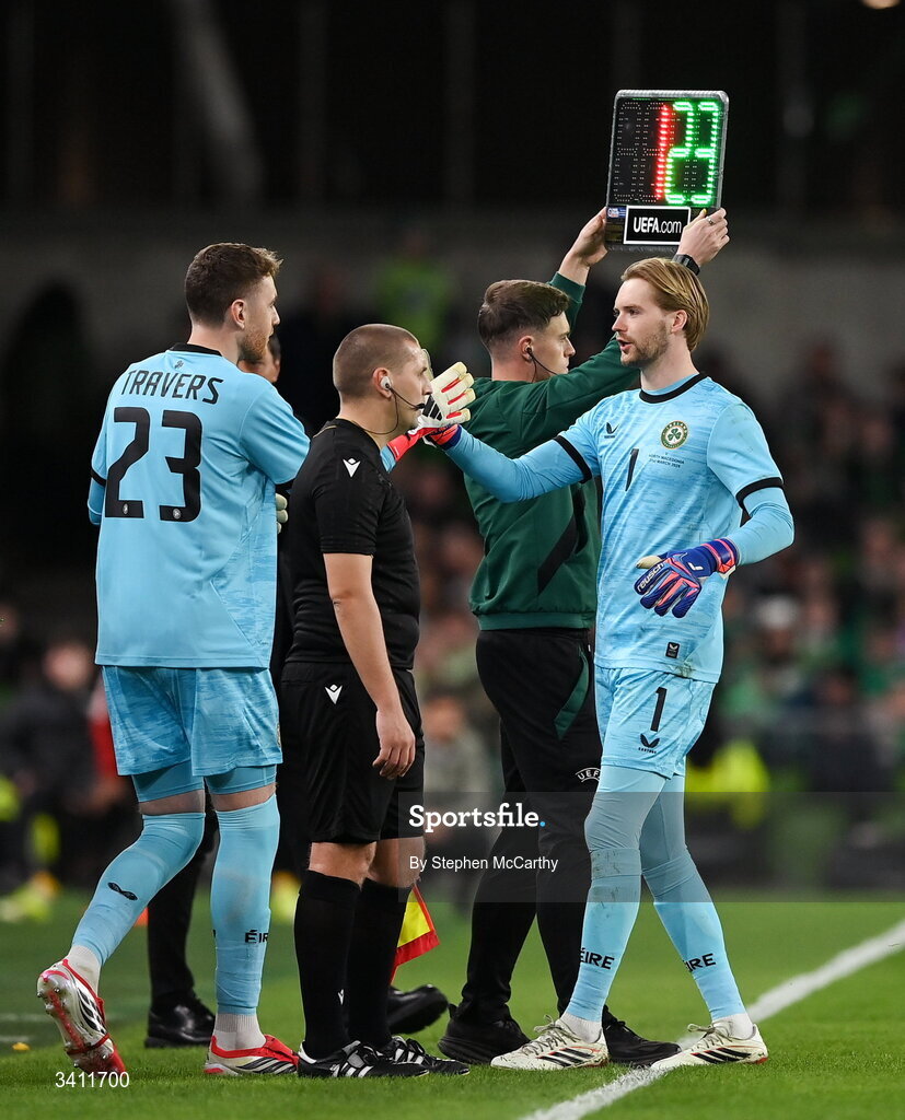 31 March 2026; Republic of Ireland goalkeeper Mark Travers, left, comes on as a substitute to replace teammate Caoimhin Kelleher during the international friendly match between Republic of Ireland and North Macedonia at Aviva Stadium in Dublin. Photo by Stephen McCarthy/Sportsfile