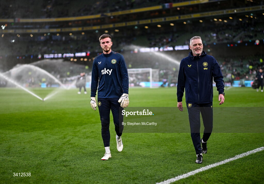 31 March 2026; Republic of Ireland goalkeeper Josh Keeley and goalkeeping coach Gudmundur Hreidarsson before the international friendly match between Republic of Ireland and North Macedonia at Aviva Stadium in Dublin. Photo by Stephen McCarthy/Sportsfile