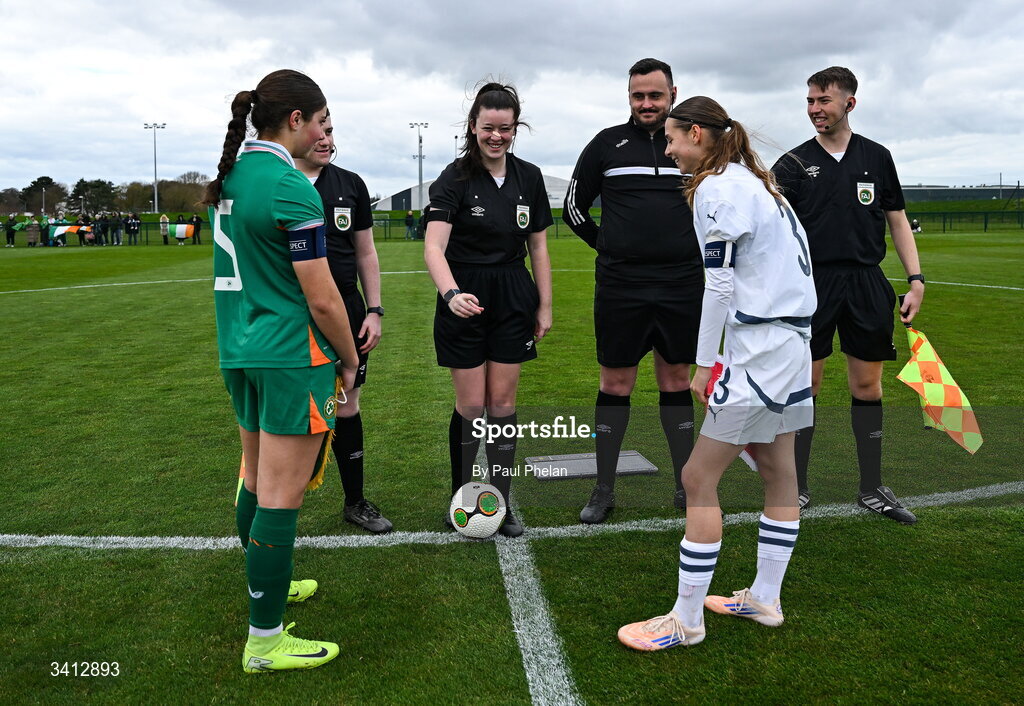 31 March 2026; Referee Grainne Hannigan tosses a coin before the Girls U16 international friendly match between Repubic of Ireland and Switzerland at the FAI National Training Centre in Abbotstown, Dublin. Photo by Paul Phelan/Sportsfile