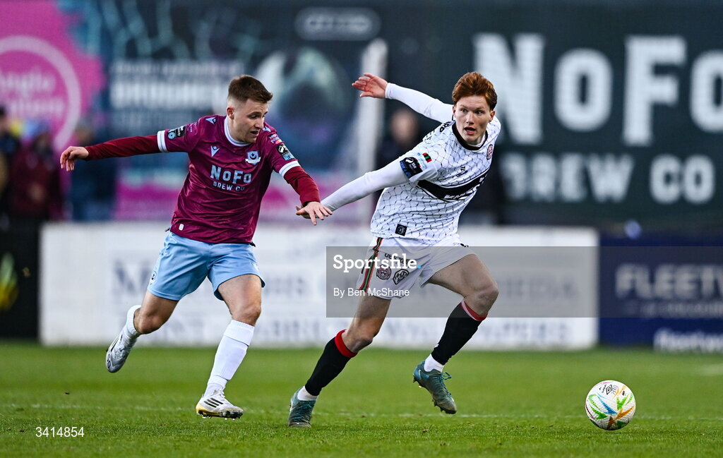 3 April 2026; Senan Mullen of Bohemians in action against Brendon Kavanagh of Drogheda United during the SSE Airtricity Men's Premier Division match between Drogheda United and Bohemians at Sullivan & Lambe Park in Drogheda, Louth. Photo by Ben McShane/Sportsfile