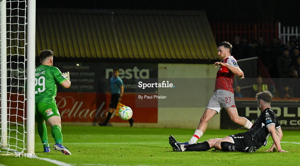 3 April 2026; Ryan Edmondson of St Patrick's Athletic scores his side's second goal during the SSE Airtricity Men's Premier Division match between St Patrick's Athletic and Sligo Rovers at Richmond Park in Dublin. Photo by Paul Phelan/Sportsfile