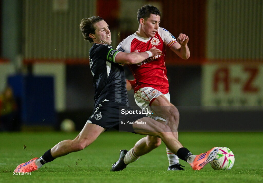 3 April 2026; Will Fitzgerald of Sligo Rovers in action against Kian Leavy of St Patrick's Athletic during the SSE Airtricity Men's Premier Division match between St Patrick's Athletic and Sligo Rovers at Richmond Park in Dublin. Photo by Paul Phelan/Sportsfile