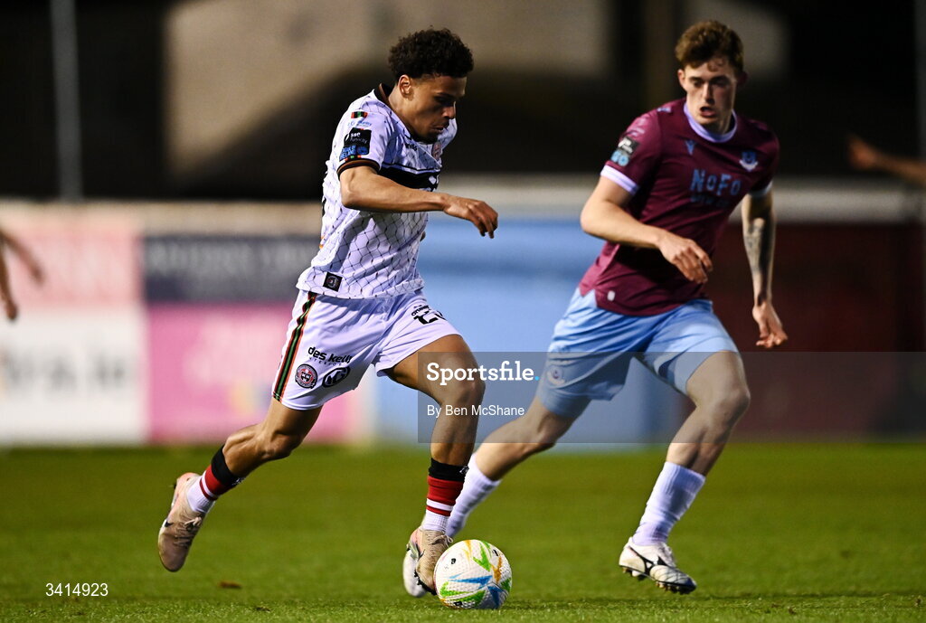 3 April 2026; Zane Myers of Bohemians in action against Jago Godden of Drogheda United during the SSE Airtricity Men's Premier Division match between Drogheda United and Bohemians at Sullivan & Lambe Park in Drogheda, Louth. Photo by Ben McShane/Sportsfile