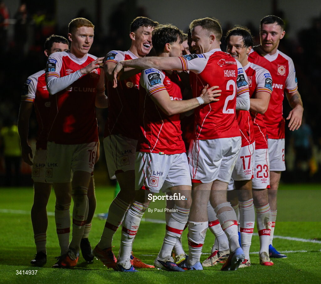 3 April 2026; Anto Breslin of St Patrick's Athletic celebrates with his team after scoring his side's first goal during the SSE Airtricity Men's Premier Division match between St Patrick's Athletic and Sligo Rovers at Richmond Park in Dublin. Photo by Paul Phelan/Sportsfile