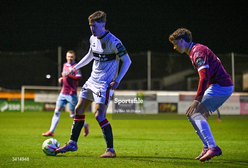 3 April 2026; Dawson Devoy of Bohemians in action against Ethan O'Brien of Drogheda United during the SSE Airtricity Men's Premier Division match between Drogheda United and Bohemians at Sullivan & Lambe Park in Drogheda, Louth. Photo by Ben McShane/Sportsfile