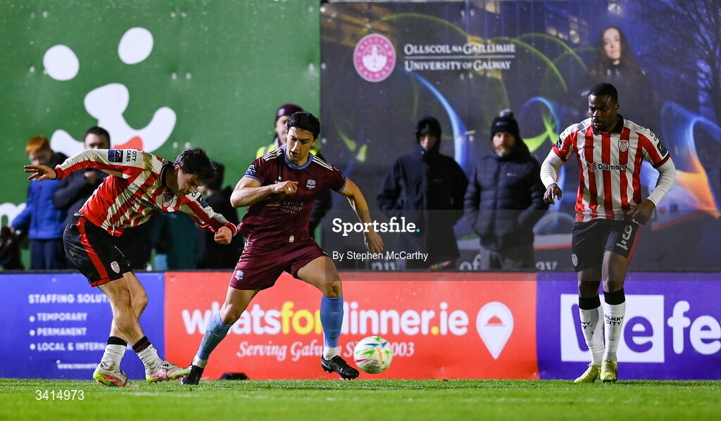 3 April 2026; James Clarke of Derry City shoots to score his side's first goal during the SSE Airtricity Men's Premier Division match between Galway United and Derry City at Eamonn Deacy Park in Galway. Photo by Stephen McCarthy/Sportsfile