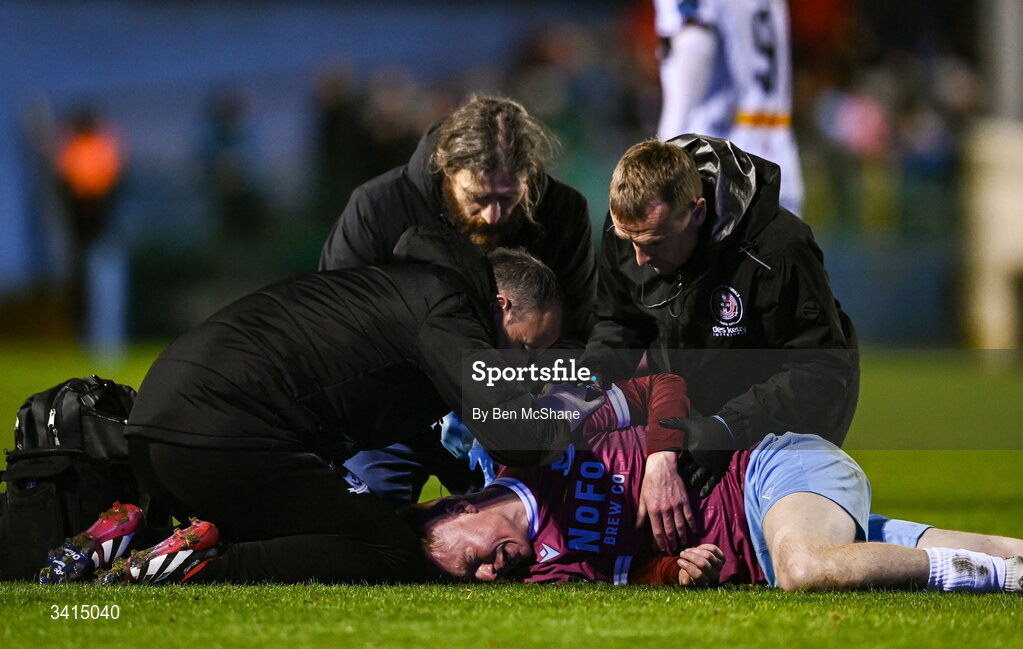 3 April 2026; Shane Farrell of Drogheda United receives medical attention during the SSE Airtricity Men's Premier Division match between Drogheda United and Bohemians at Sullivan & Lambe Park in Drogheda, Louth. Photo by Ben McShane/Sportsfile
