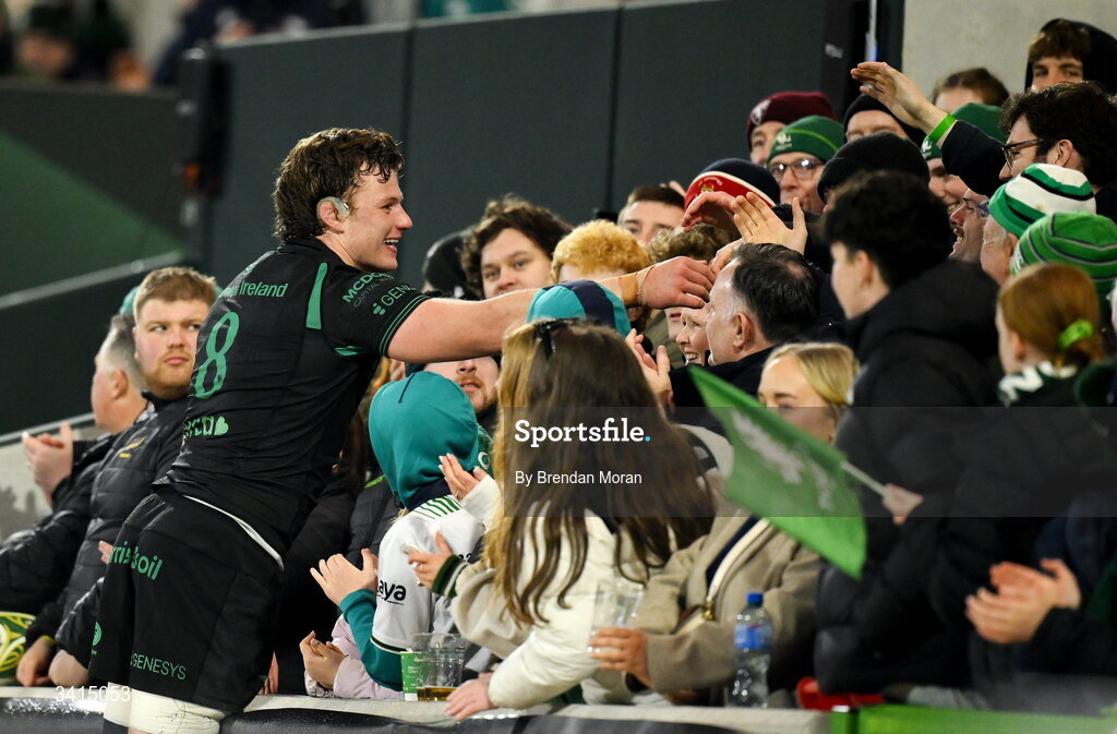 3 April 2026; Connacht captain Cian Prendergast celebrates with supporters after the EPCR Challenge Cup match between Connacht and Hollywoodbets Sharks at Dexcom Stadium in Galway. Photo by Brendan Moran/Sportsfile