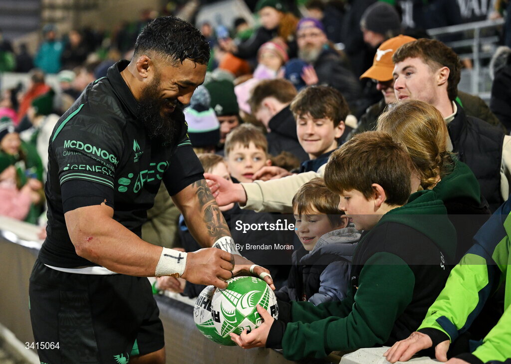 3 April 2026; Bundee Aki of Connacht signs autographs after the EPCR Challenge Cup match between Connacht and Hollywoodbets Sharks at Dexcom Stadium in Galway. Photo by Brendan Moran/Sportsfile