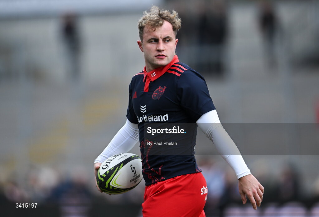 4 April 2026; Craig Casey of Munster Rugby warms up before the EPCR Challenge Cup match between Exeter Chiefs and Munster at Sandy Park in Exeter, England. Photo by Paul Phelan/Sportsfile