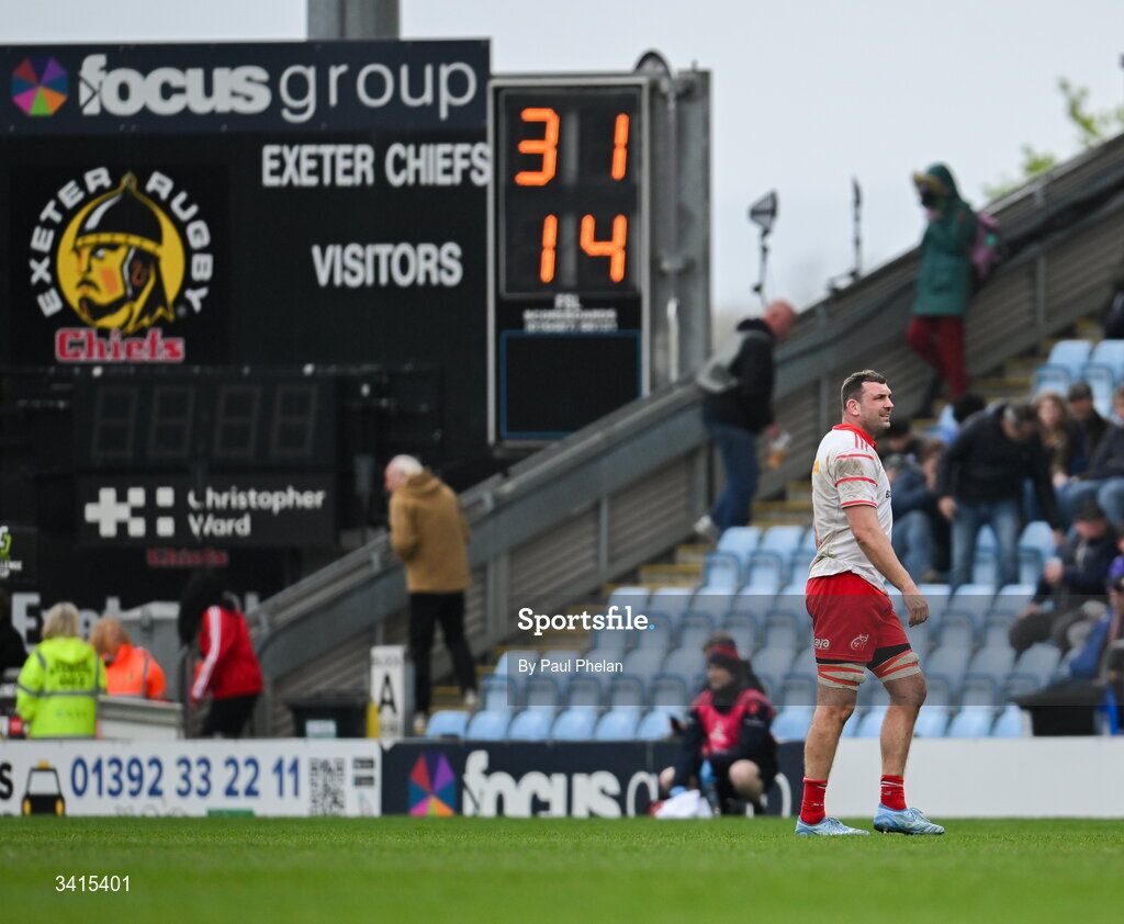 4 April 2026; Tadhg Beirne of Munster Rugby walks off after getting sin-binned with the score Exeter 31 - Visitors 14 in the backgorund during the EPCR Challenge Cup match between Exeter Chiefs and Munster at Sandy Park in Exeter, England. Photo by Paul Phelan/Sportsfile