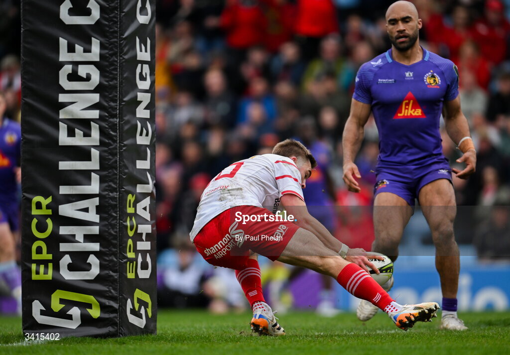 4 April 2026; Jack Crowley of Munster Rugby scores his side's third try during the EPCR Challenge Cup match between Exeter Chiefs and Munster at Sandy Park in Exeter, England. Photo by Paul Phelan/Sportsfile