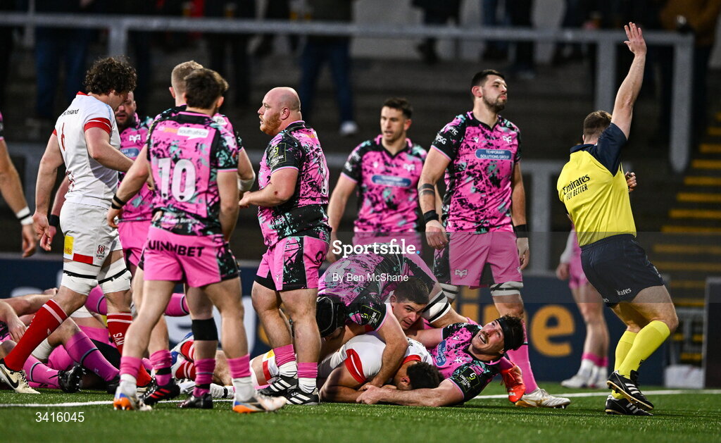 4 April 2026; Cormac Izuchukwu of Ulster scores his side's first try during the EPCR Challenge Cup match between Ulster and Ospreys at Affidea Stadium in Belfast. Photo by Ben McShane/Sportsfile