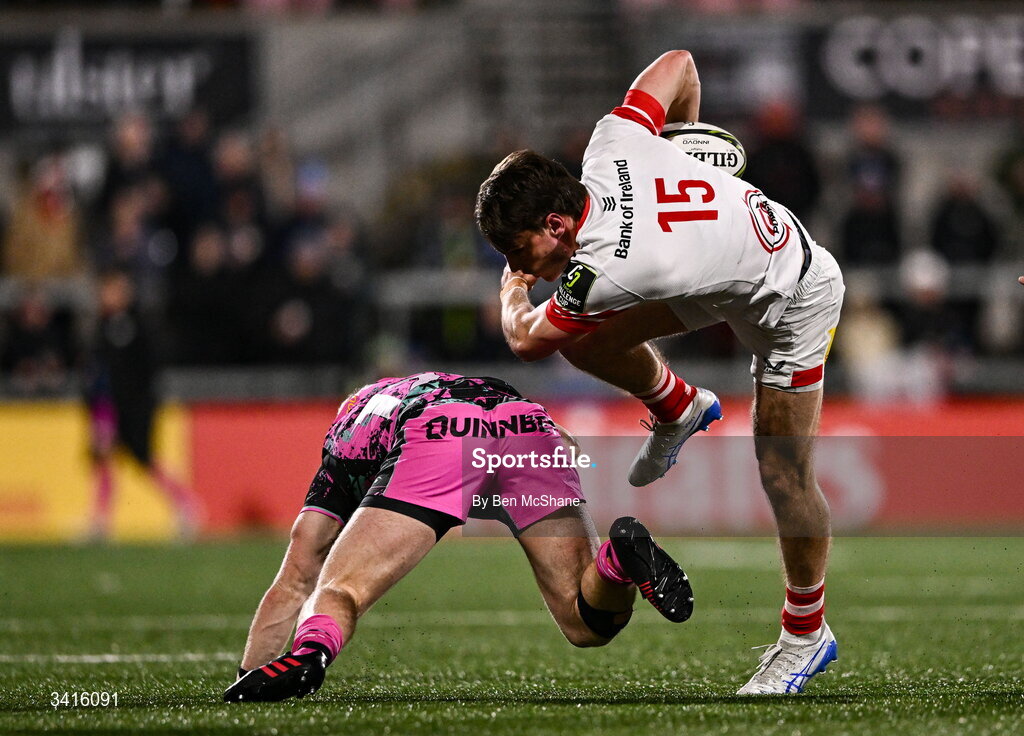 4 April 2026; Ethan McIlroy of Ulster evades the tackle of Keiran Williams of Ospreys during the EPCR Challenge Cup match between Ulster and Ospreys at Affidea Stadium in Belfast. Photo by Ben McShane/Sportsfile