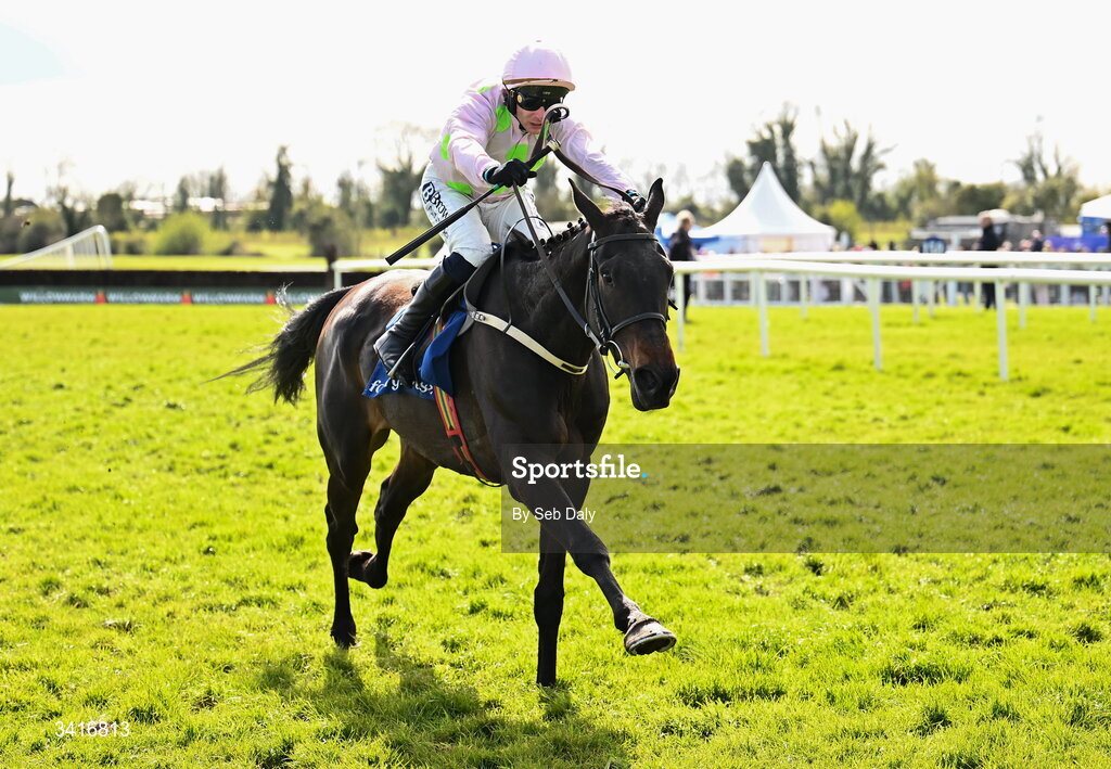 5 April 2026; He's On Fire, with Paul Townend up, on their way to winning the Paddy Kehoe Suspended Ceilings Novice Hurdle during day two of the Fairyhouse Easter Festival at Fairyhouse Racecourse in Ratoath, Meath. Photo by Seb Daly/Sportsfile