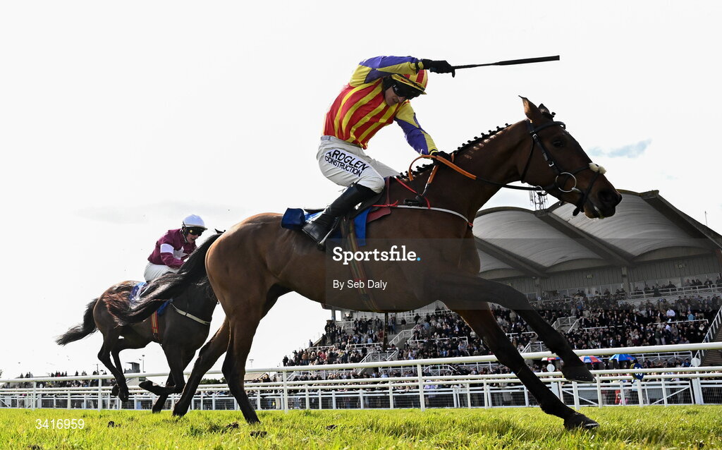 5 April 2026; Zanoosh, with Brian Hayes up, on their way to winning the Irish Stallion Farms EBF Honeysuckle Mares Novice Hurdle during day two of the Fairyhouse Easter Festival at Fairyhouse Racecourse in Ratoath, Meath. Photo by Seb Daly/Sportsfile