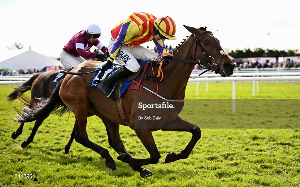 5 April 2026; Zanoosh, with Brian Hayes up, on their way to winning the Irish Stallion Farms EBF Honeysuckle Mares Novice Hurdle during day two of the Fairyhouse Easter Festival at Fairyhouse Racecourse in Ratoath, Meath. Photo by Seb Daly/Sportsfile