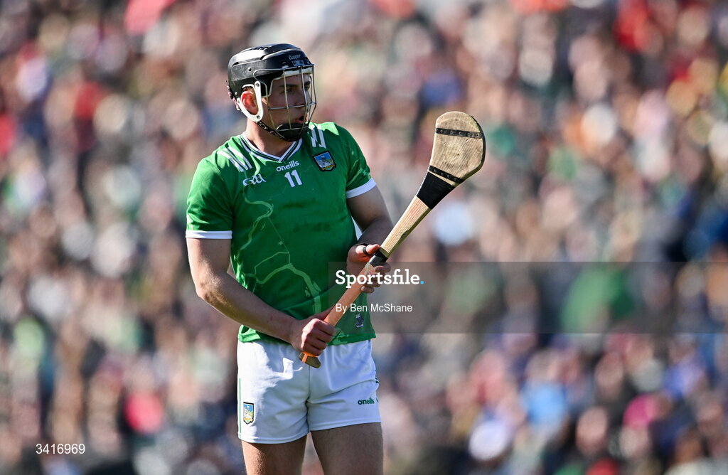 5 April 2026; Aidan O'Connor of Limerick prepares to take a free during the Allianz Hurling League Division 1A final match between Limerick and Cork at TUS Gaelic Grounds in Limerick. Photo by Ben McShane/Sportsfile