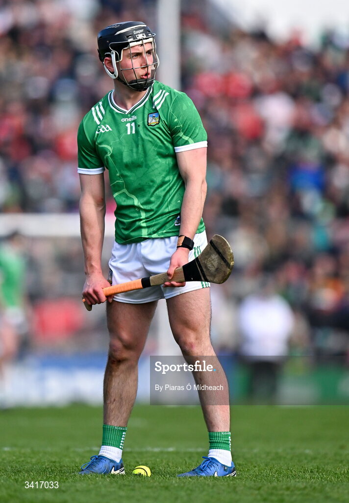 5 April 2026; Aidan O'Connor of Limerick prepares to take a free during the Allianz Hurling League Division 1A final match between Limerick and Cork at TUS Gaelic Grounds in Limerick. Photo by Piaras Ó Mídheach/Sportsfile