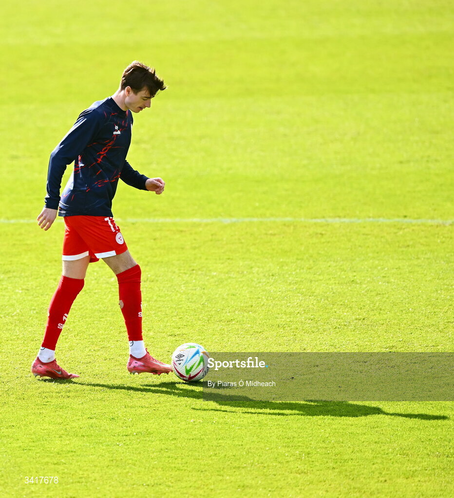 6 April 2026; Daniel Kelly of Shelbourne before the SSE Airtricity Men's Premier Division match between Shamrock Rovers and Shelbourne at Tallaght Stadium in Dublin. Photo by Piaras Ó Mídheach/Sportsfile