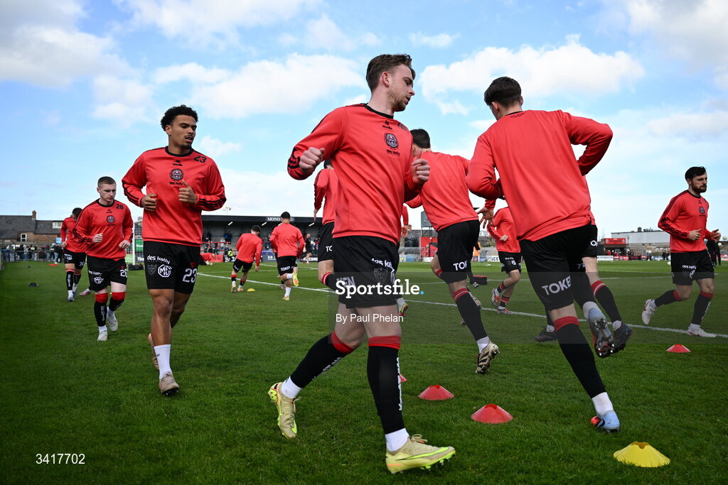 6 April 2026; Darragh Power of Bohemians warms up before the SSE Airtricity Men's Premier Division match between Bohemians and Waterford at Dalymount Park in Dublin. Photo by Paul Phelan/Sportsfile