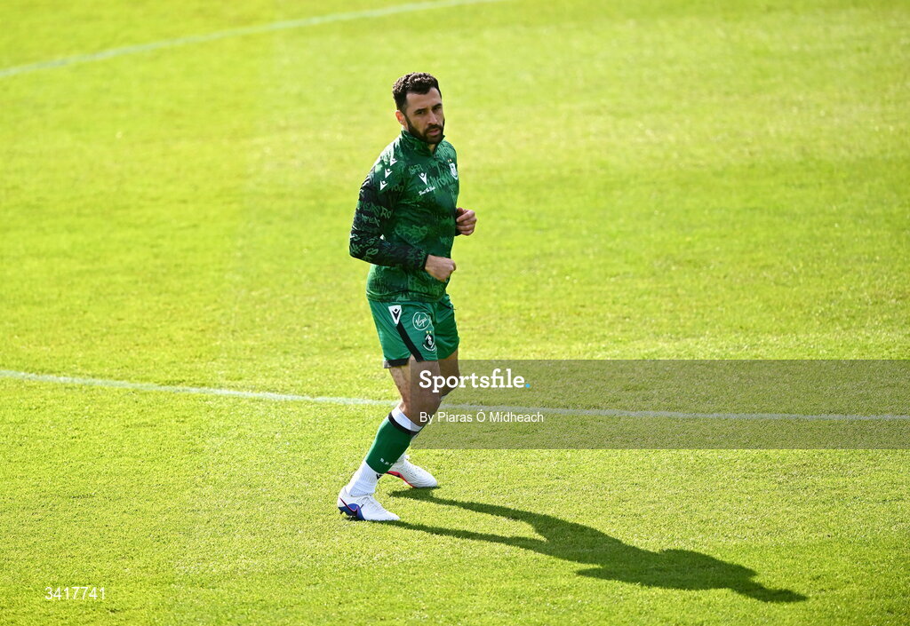 6 April 2026; Roberto Lopes of Shamrock Rovers before the SSE Airtricity Men's Premier Division match between Shamrock Rovers and Shelbourne at Tallaght Stadium in Dublin. Photo by Piaras Ó Mídheach/Sportsfile