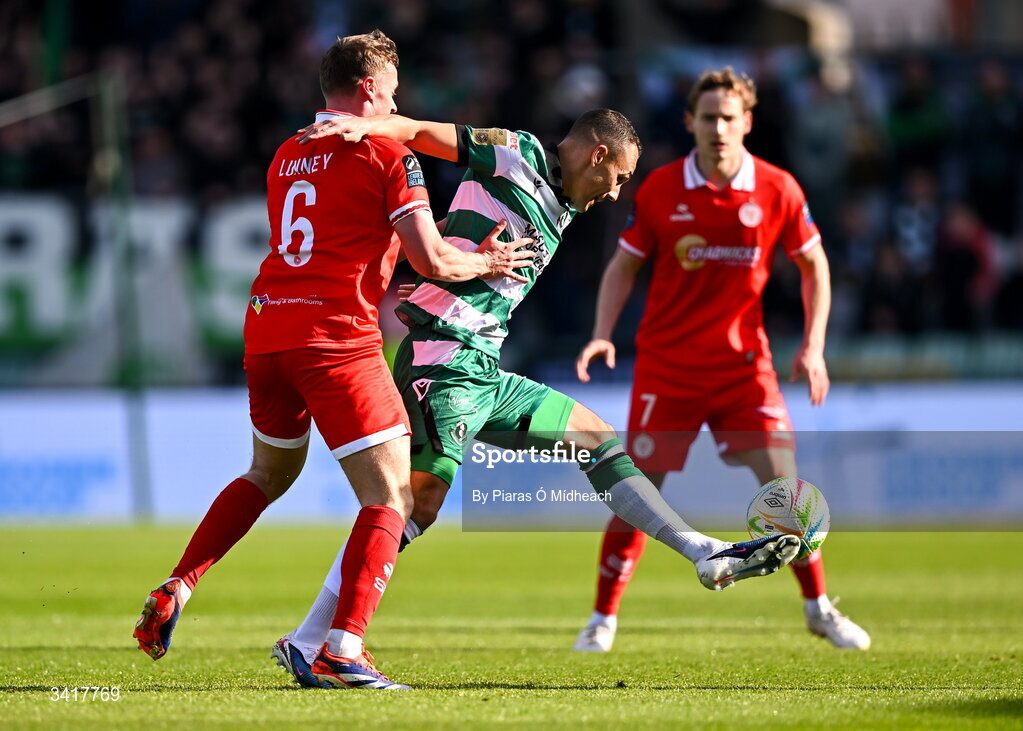 6 April 2026; Graham Burke of Shamrock Rovers in action against JJ Lunney of Shelbourne during the SSE Airtricity Men's Premier Division match between Shamrock Rovers and Shelbourne at Tallaght Stadium in Dublin. Photo by Piaras Ó Mídheach/Sportsfile