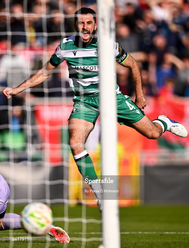 6 April 2026; Roberto Lopes of Shamrock Rovers watches the ball cross the line as he scores his side's first goal during the SSE Airtricity Men's Premier Division match between Shamrock Rovers and Shelbourne at Tallaght Stadium in Dublin. Photo by Piaras Ó Mídheach/Sportsfile
