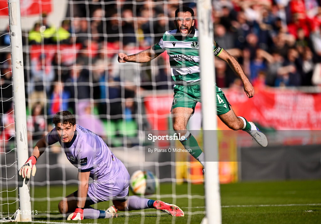 6 April 2026; Roberto Lopes of Shamrock Rovers watches the ball cross the line as he scores his side's first goal during the SSE Airtricity Men's Premier Division match between Shamrock Rovers and Shelbourne at Tallaght Stadium in Dublin. Photo by Piaras Ó Mídheach/Sportsfile